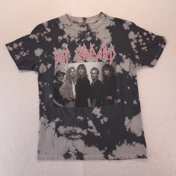 Def Leppard Band Graphic Crew Neck T Shirt Adult Mens Size Medium M Tie Dye - Picture 2 of 9